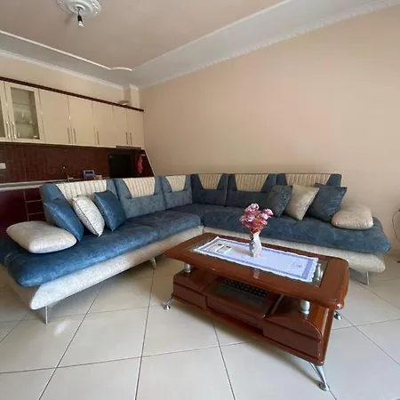 Saimir Apartament *